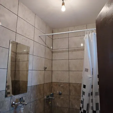 아파트 Maja 바이나 바슈타